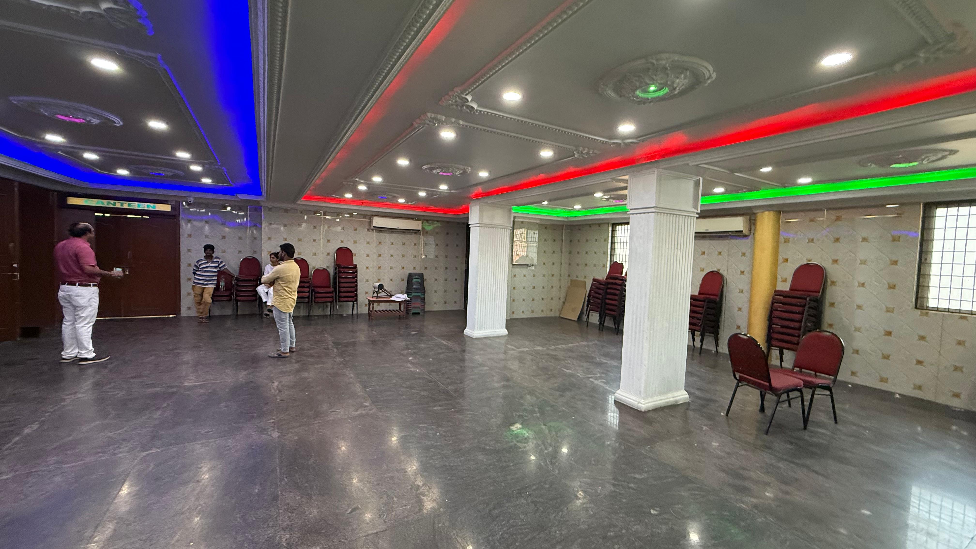 MG Towers - Lobby